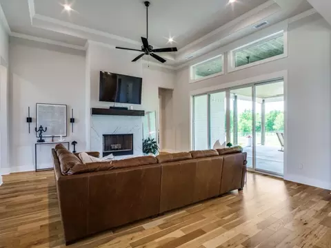 628 Dickens Dr, Aledo, TX 76008 photo 4