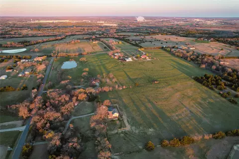 992 Bennett Rd, Howe, TX 75459 photo 5