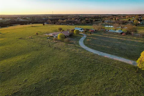 992 Bennett Rd, Howe, TX 75459 photo 16