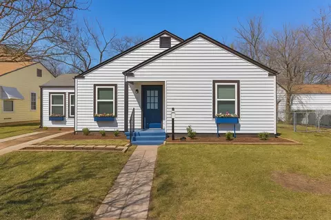 4411 N Wayne Ct, Haltom City, TX 76117