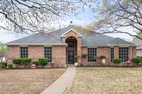2501 Thoroughbred Ln, Mansfield, TX 76063