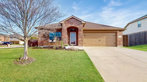 401 Gulf Stream Ln, Ponder, TX 76259