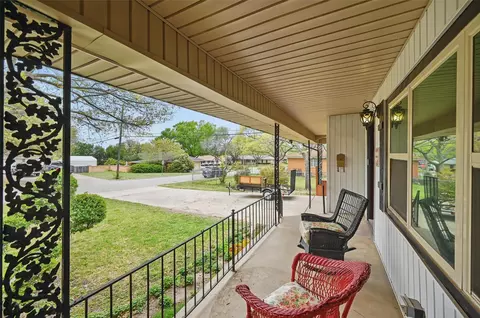 6316 Circle Trl, Lake Worth, TX 76135