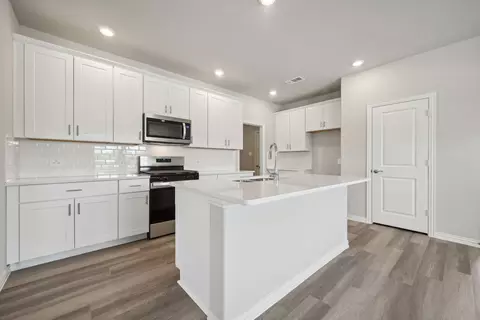 956 Dayflower Ct, Lavon, TX 75166