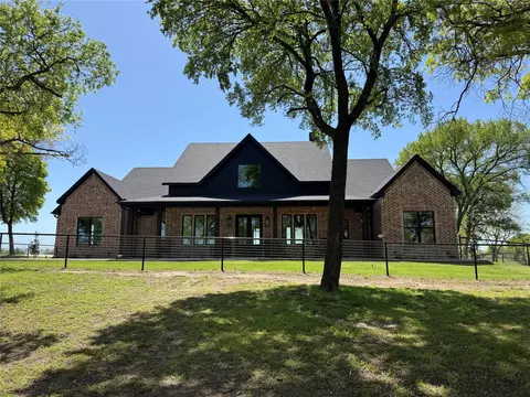 4346 Fm 121, Van Alstyne, TX 75495