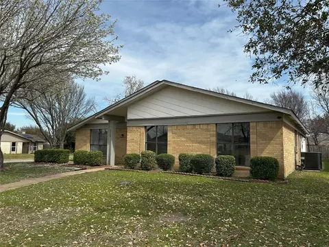 2608 Figtree Ln, Plano, TX 75074