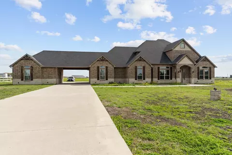2580 Palmyra Rd, Ferris, TX 75125