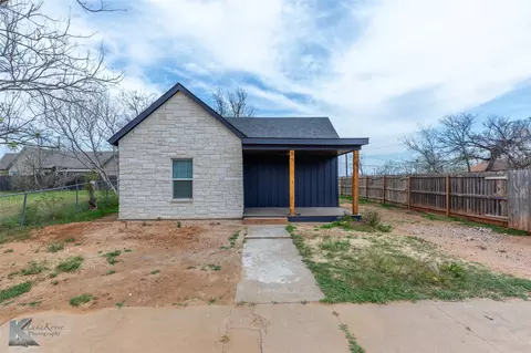 1657 Orange St, Abilene, TX 79601