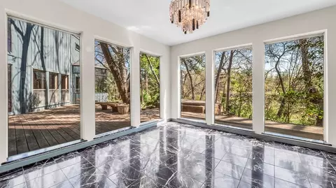 3724 Wooded Creek Dr, Farmers Branch, TX 75244