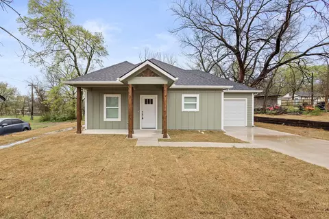 314 Braz St, Bonham, TX 75418