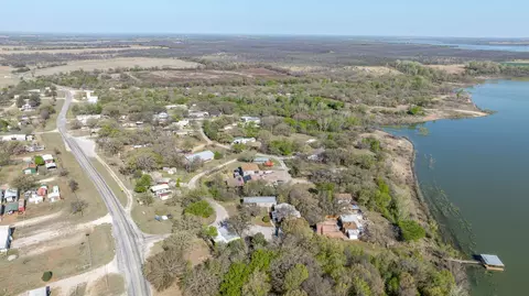 124 Arrowhead, Comanche, TX 76442 photo 5
