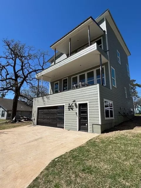 121 Oak St, Gordonville, TX 76245
