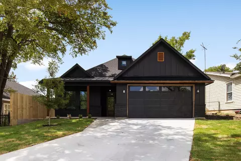 3307 25th St, Fort Worth, TX 76106