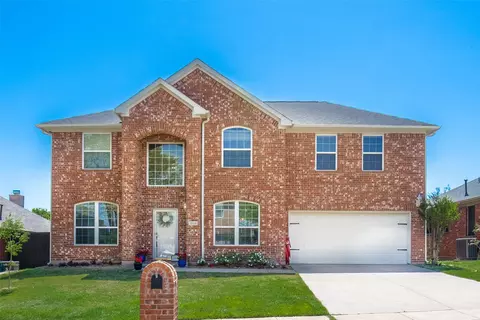 1808 Morning Glory Dr, Corinth, TX 76210