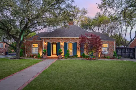3850 W Beverly Dr, Dallas, TX 75209