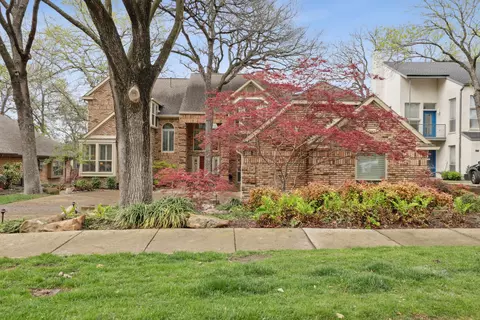 813 Royal Birkdale Dr, Garland, TX 75044