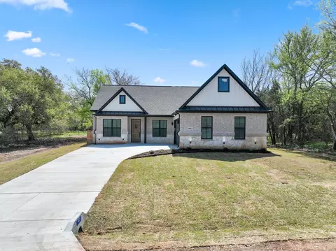 9023 Pleasant Dr, Whitney, TX 76692