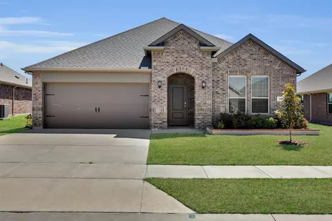 718 Fort Ln, Heath, TX 75032