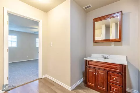 616 E 10th St, Baird, TX 79504 photo 14