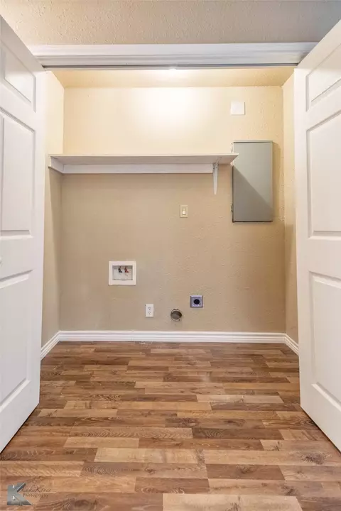 616 E 10th St, Baird, TX 79504 photo 17