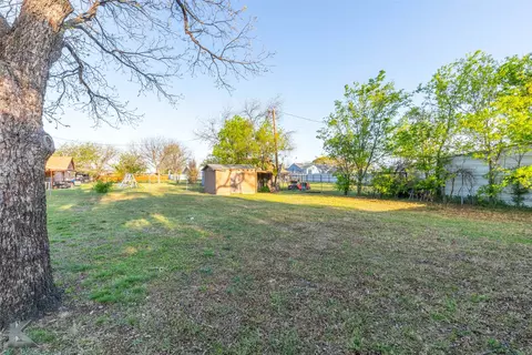 616 E 10th St, Baird, TX 79504 photo 28