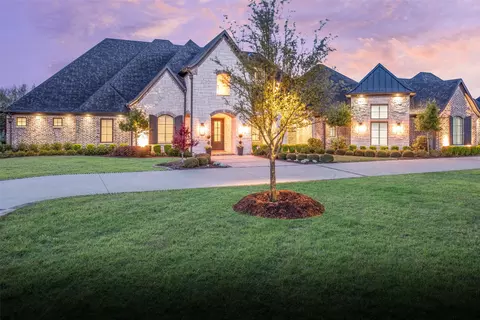 917 Barksdale Creek Ln, Fairview, TX 75069