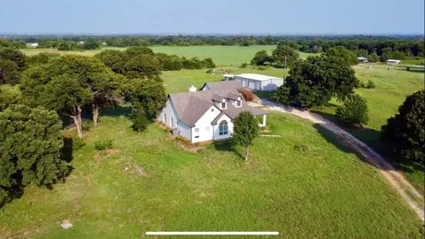 6393 Lone Star Ln, Aubrey, TX 76227