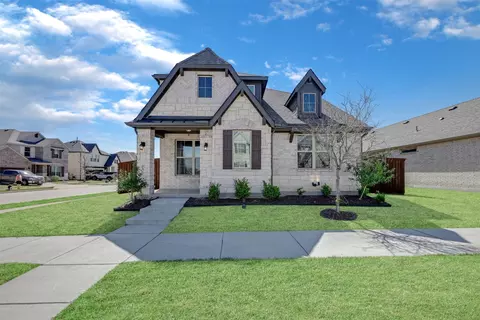 2001 Barx Dr, Little Elm, TX 75068
