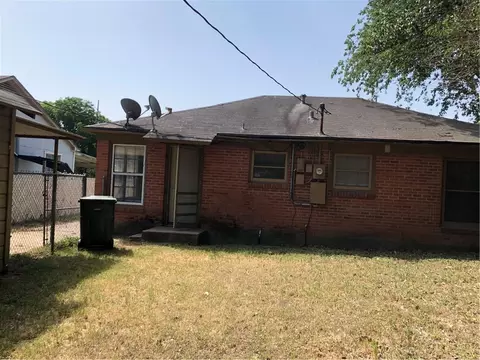 2527 Lyle Ave, Waco, TX 76708 photo 17