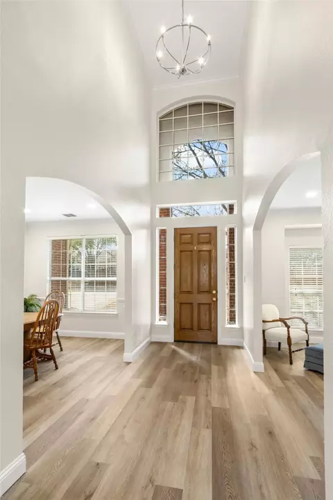 5220 Water Oak Dr, Flower Mound, TX 75028