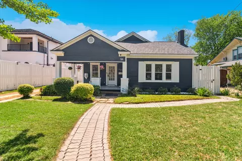 324 Huffhines St, Richardson, TX 75081