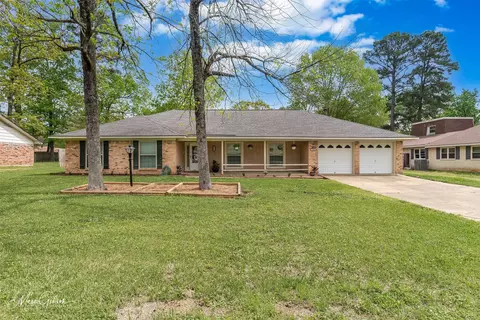 216 Country Ln, Haughton, LA 71037