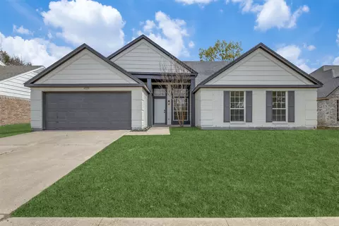 4228 Hathaway Dr, Grand Prairie, TX 75052