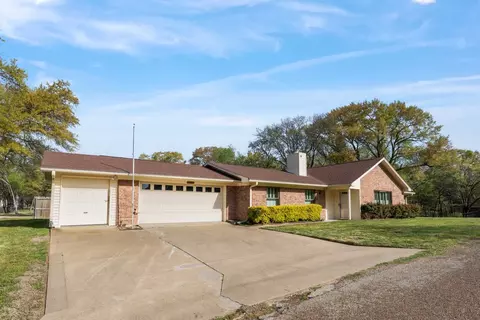 10725 Legg Dr, Kemp, TX 75143