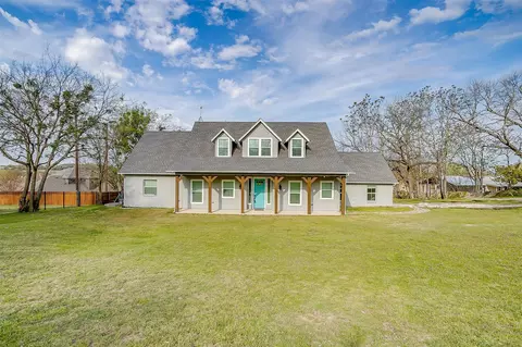 57 Crown Rd, Willow Park, TX 76087