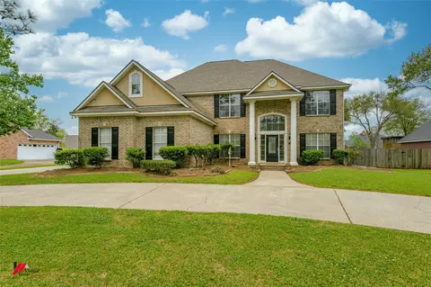 339 Hunters Holw, Bossier City, LA 71111