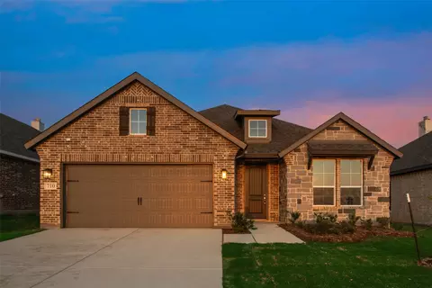 710 Juneau St, Gainesville, TX 76240