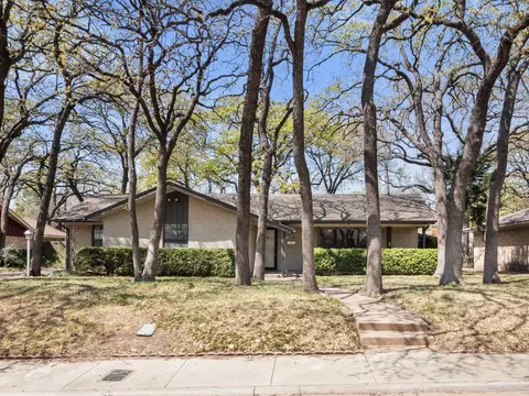 1805 Post Oak Dr, Irving, TX 75061