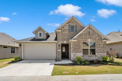 9529 Windwood Ln, Denton, TX 76207