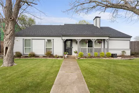 2902 Mars Ct, Garland, TX 75040