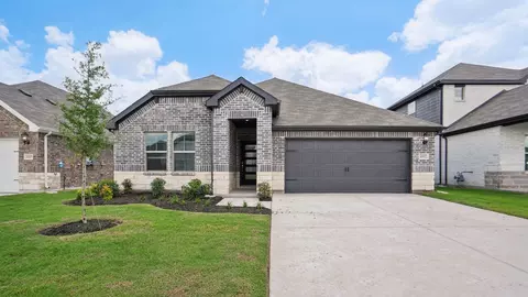 4007 Medina Dr, Farmersville, TX 75442