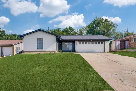 418 Clary Dr, Mesquite, TX 75149