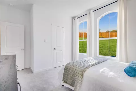 1817 Lancaster Dr, Cedar Hill, TX 75116