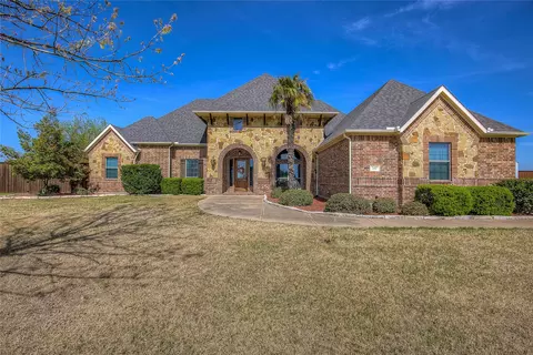 3187 Alamosa Dr, Terrell, TX 75160