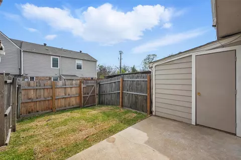 67 Abbey Rd, Euless, TX 76039 photo 9