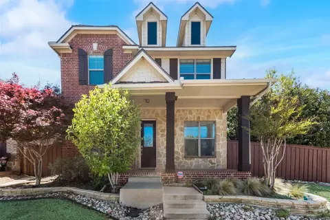 1484 Bristol Ln, Lewisville, TX 75077