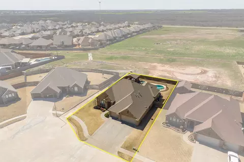5010 Lantana Dr, Wichita Falls, TX 76310