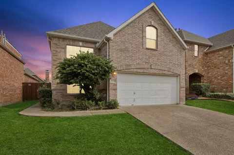 8114 Persimmon St, Irving, TX 75063