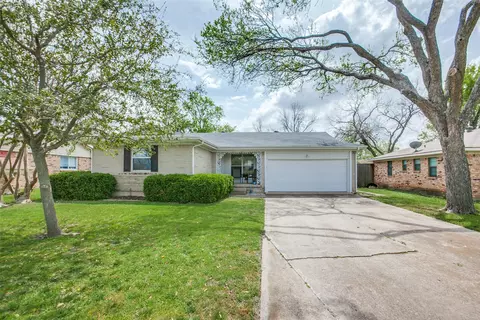 1920 Provincetown Ln, Richardson, TX 75080