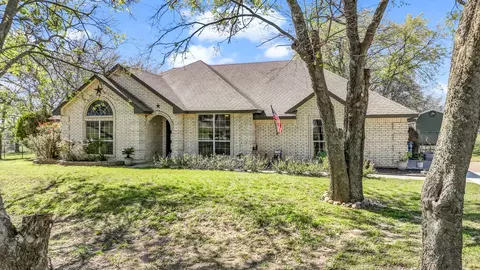 8217 Dollar Ln, Fort Worth, TX 76126